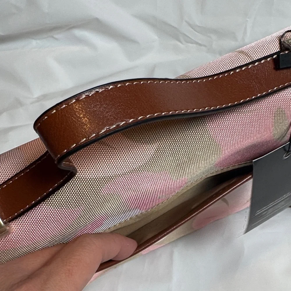 NWT Hawaiian Floral Pink and Brown Women's Bag